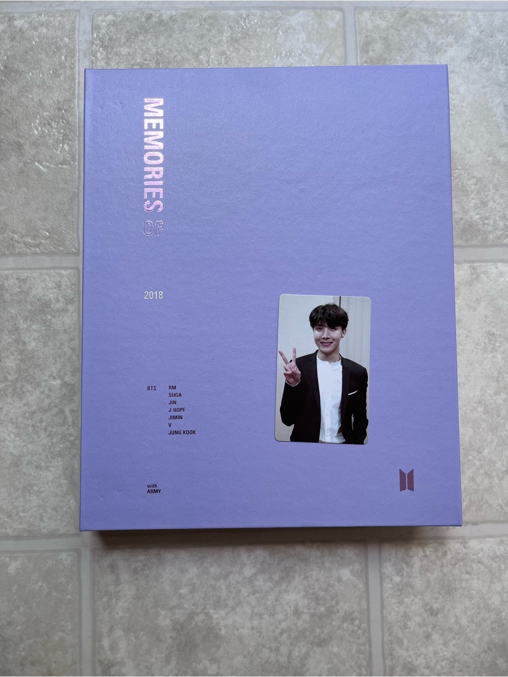 BTS Memories Of 2018 DVD Full Package Opened with JHOPE Photo Card